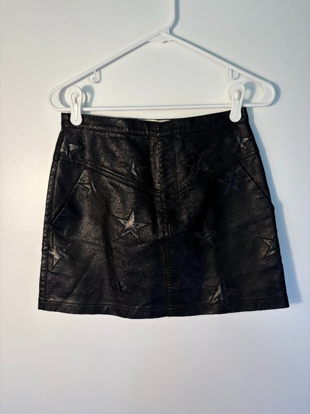 Saltwater Luxe Black Faux Leather Star Pattern Mini Skirt (NWT)